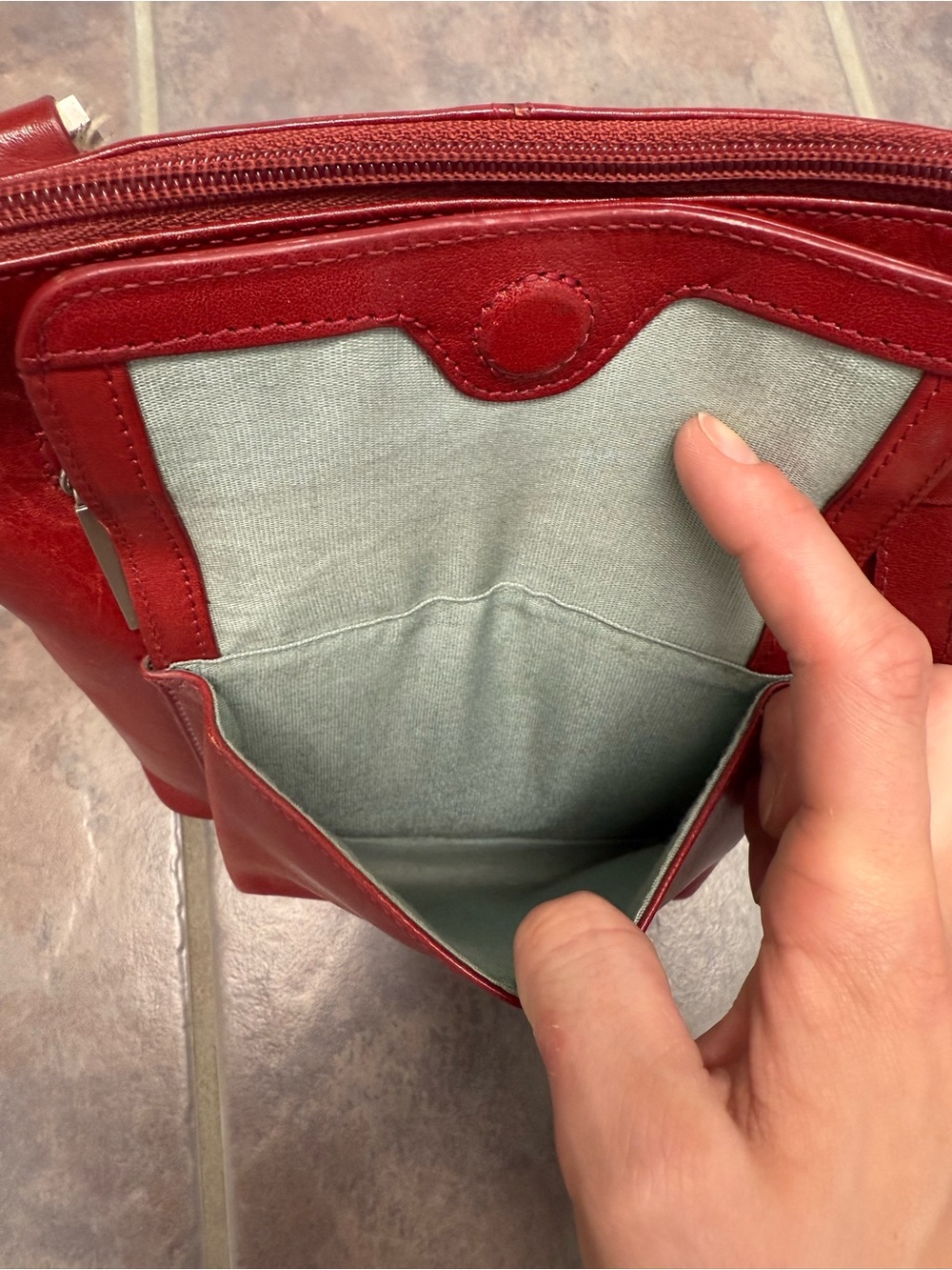 Hobo International Vintage Minimalist Crossbody - Picture 8 of 14